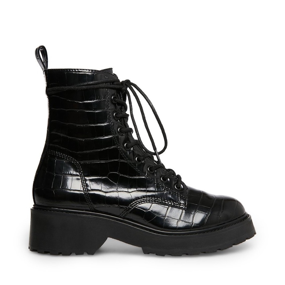 NWT STEVE MADDEN BOOT TORNADO